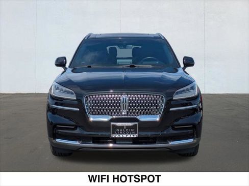 Certified 2023 Lincoln Aviator Reserve w/ Equipment Group 201A image 8