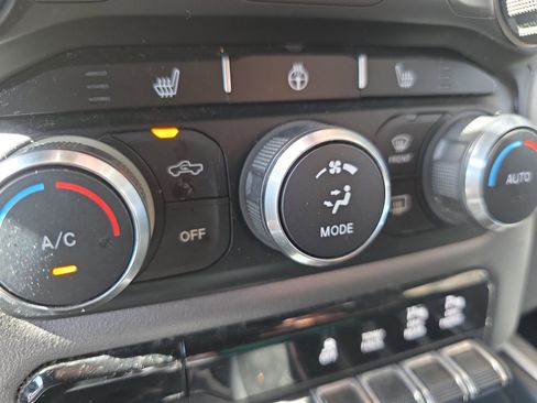 Used 2021 RAM 1500 Big Horn image 14