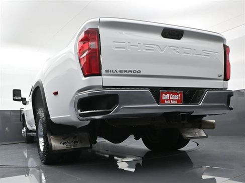 Used 2024 Chevrolet Silverado 3500 LT w/ Convenience Package AWD/4WD image 32