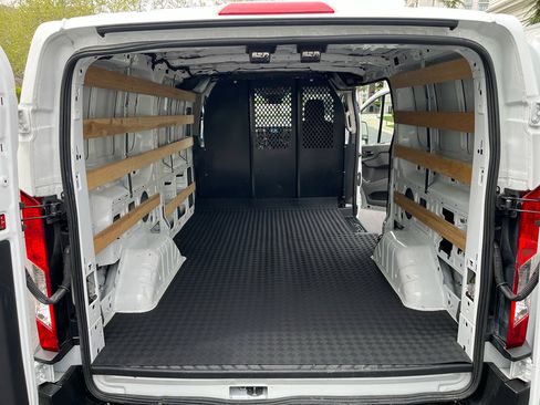 Used 2024 Ford Transit 250 Low Roof w/ Exterior Upgrade Package RWD image 28