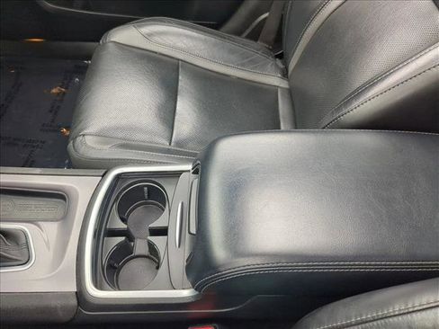 Used 2022 Dodge Charger SXT w/ Leather Interior Group image 15