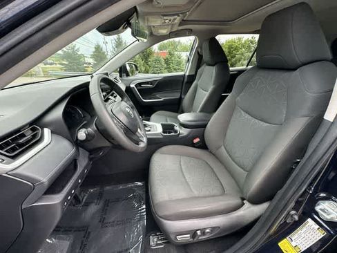 Used 2024 Toyota RAV4 XLE w/ Convenience Package AWD/4WD image 17