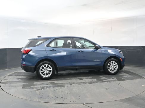 Used 2024 Chevrolet Equinox LS image 6