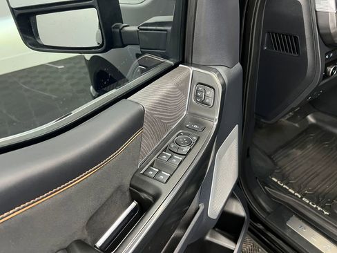 Used 2024 Ford F350 Platinum image 11