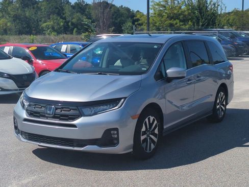 Used 2025 Honda Odyssey EX-L image 8