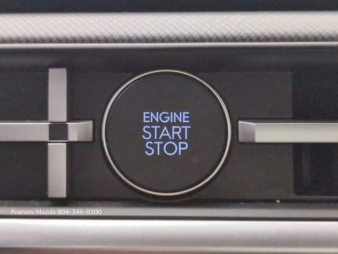 Used 2024 Hyundai Santa Fe SE image 27