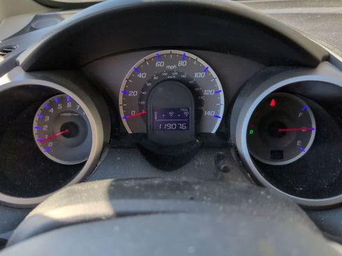 Used 2011 Honda Fit Sport image 13