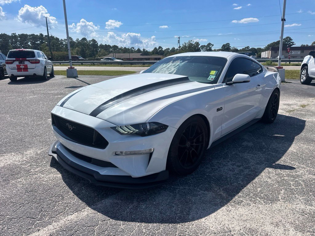 Used 2021 Ford Mustang GT Premium w/ GT Performance Package RWD image 7