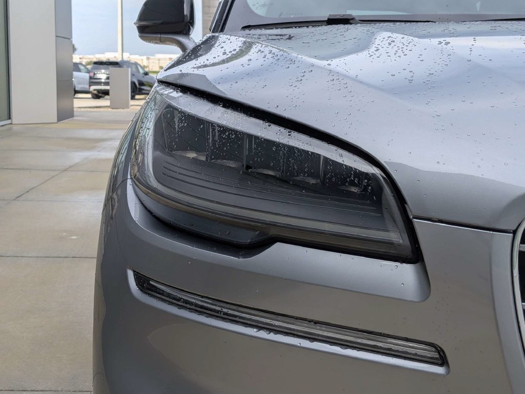 Certified 2024 Lincoln Aviator 2WD w/ Premium Package image 9