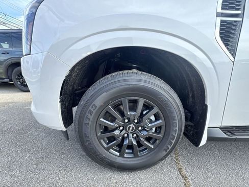 New 2026 Nissan Armada SV image 10