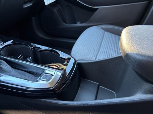 New 2026 Chevrolet Trax LT w/ Driver Confidence Package image 2