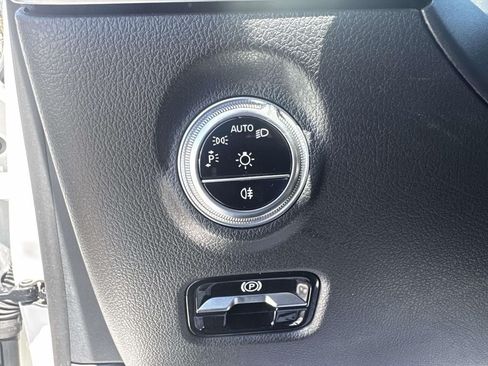 Used 2023 Mercedes-Benz C 300 4MATIC Sedan image 21