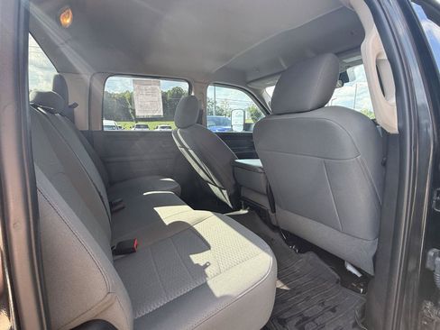 Used 2018 RAM 3500 Tradesman w/ Chrome Appearance Group AWD/4WD image 22