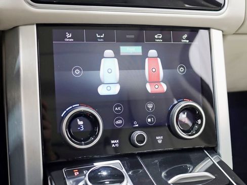 Used 2019 Land Rover Range Rover Supercharged image 23