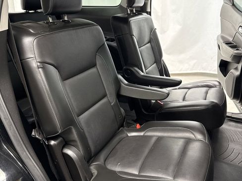 Used 2019 GMC Acadia SLT image 32