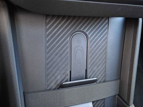 Certified 2025 MINI Cooper S image 23