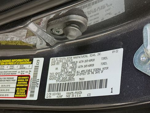 Used 2022 Toyota Tundra SR5 image 12