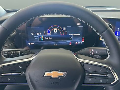 New 2026 Chevrolet Traverse LT image 14