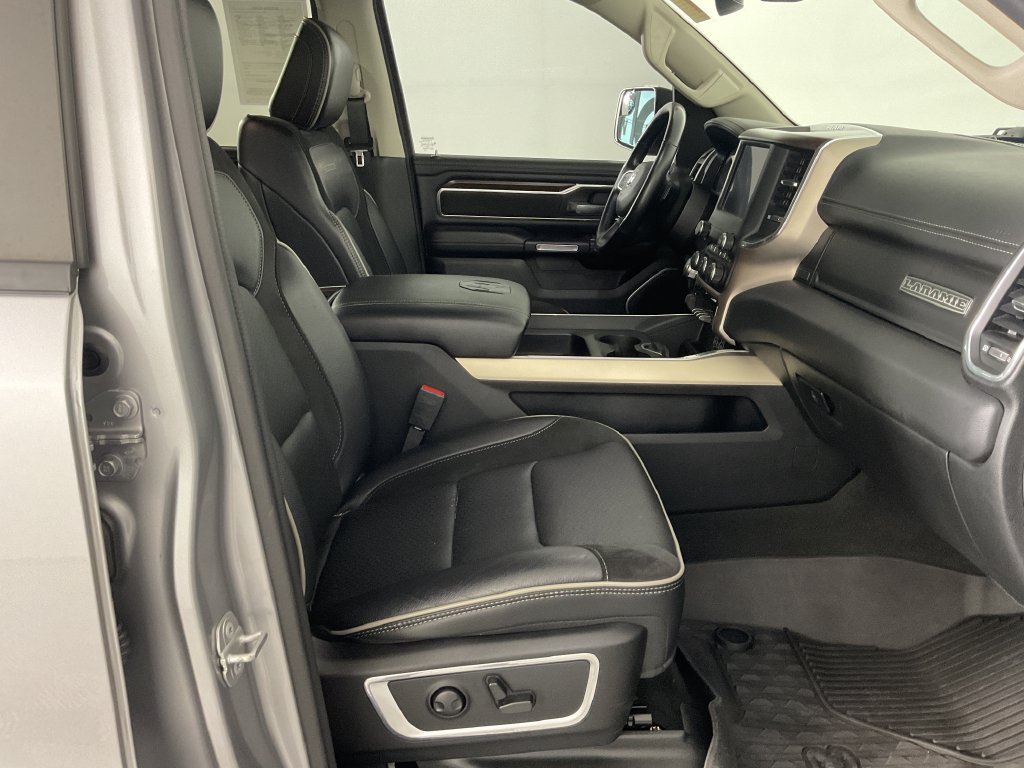 Used 2022 RAM 1500 Laramie AWD/4WD image 25