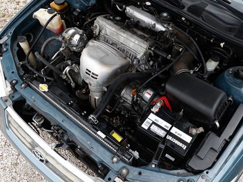 Used 2000 Toyota Camry CE FWD image 39