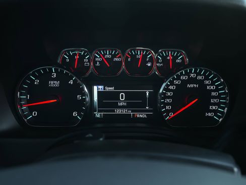 Used 2019 GMC Yukon SLE w/ Convenience Package image 8