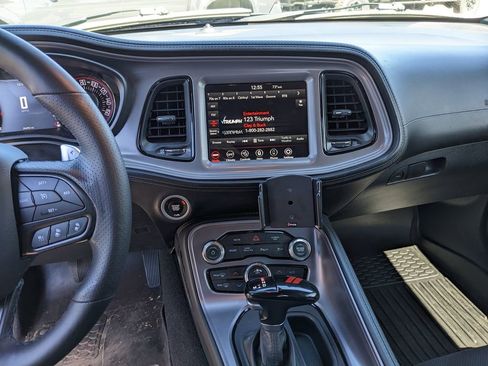 Used 2023 Dodge Challenger R/T w/ Plus Package image 16