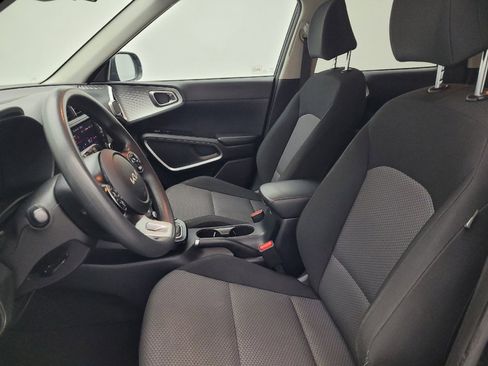 Used 2022 Kia Soul LX w/ Technology Package FWD image 17