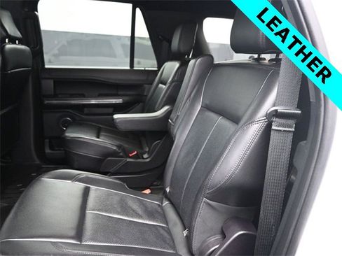 Used 2020 Ford Expedition Max XLT w/ Equipment Group 202A image 11