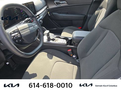 Certified 2026 Kia Sportage LX FWD image 17