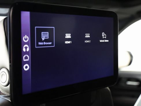 Used 2025 GMC Yukon AT4 Ultimate w/ LPO, Illumination Package image 18