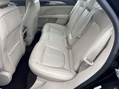 Used 2019 Lincoln MKZ Premiere image 20