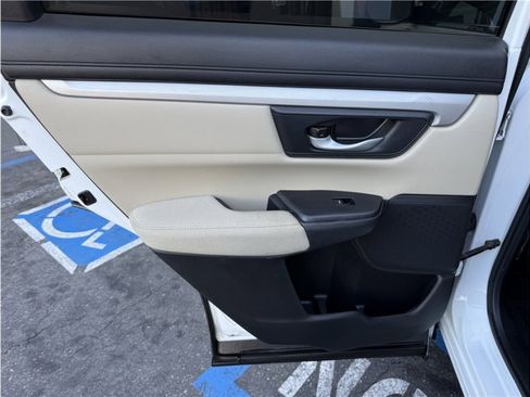 Used 2019 Honda CR-V LX image 21