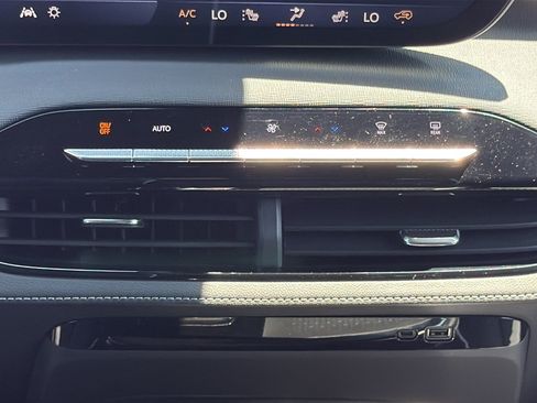 New 2026 Buick Enclave Preferred FWD image 19
