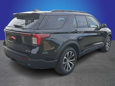 Used 2025 Ford Explorer ST-Line AWD/4WD image 4