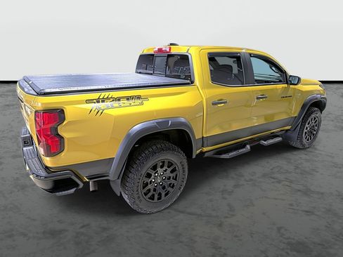 Used 2023 Chevrolet Colorado Trail Boss w/ Advanced Trailering Package AWD/4WD image 4
