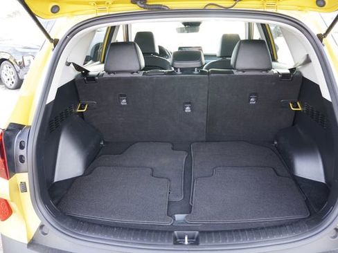 Used 2023 Kia Seltos S image 19