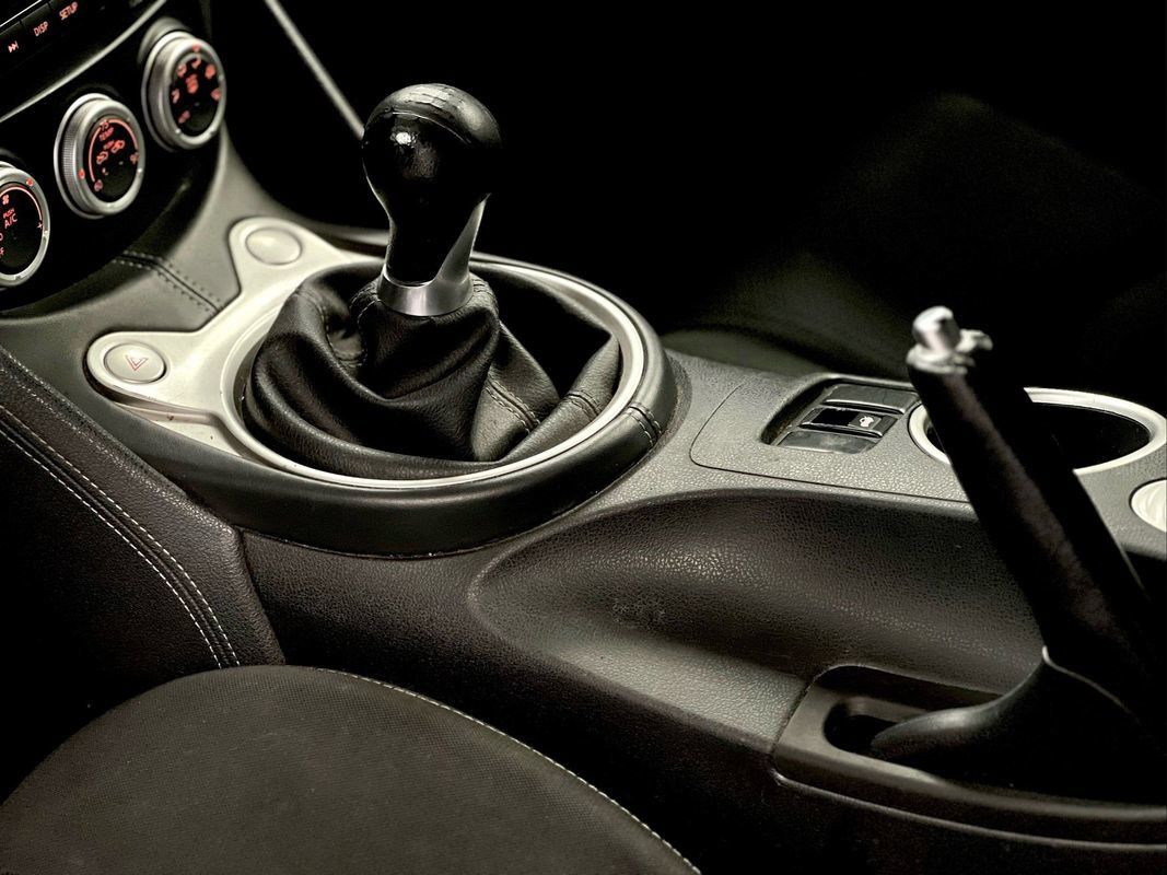 Used 2020 Nissan 370Z Coupe RWD image 23