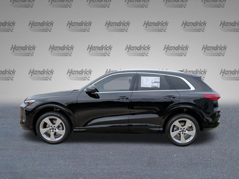 Used 2026 Audi Q5 Premium AWD/4WD image 7