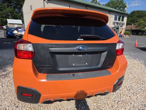 Used 2014 Subaru Crosstrek 2.0i Premium AWD/4WD image 9