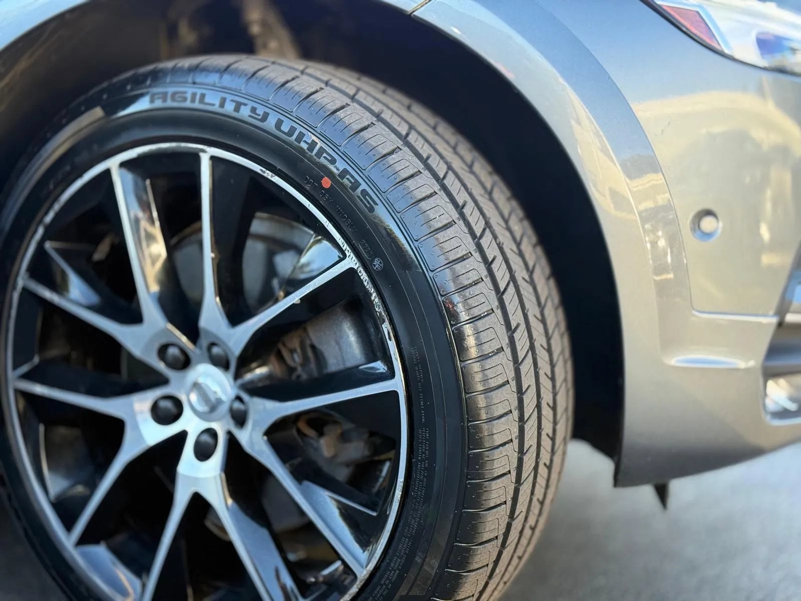 Used 2018 Volvo V90 T6 Cross Country w/ Convenience Package AWD/4WD image 39