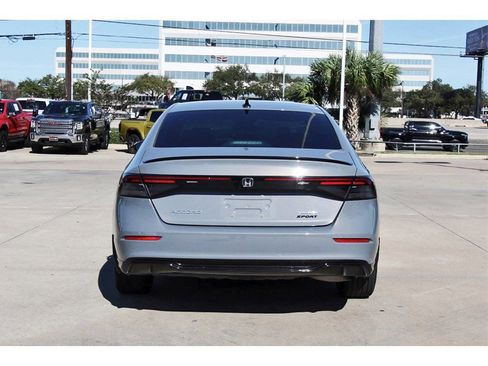 Used 2023 Honda Accord Sport image 5