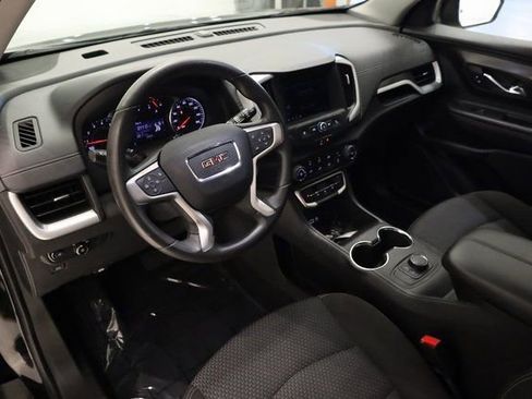 Used 2022 GMC Terrain SLE image 12