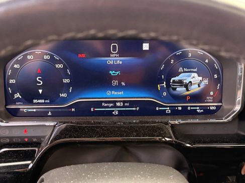 Used 2023 Chevrolet Silverado 1500 ZR2 w/ Technology Package image 19