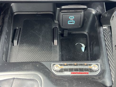 New 2025 Ford Bronco Raptor image 7