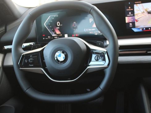 Used 2026 BMW 530i w/ Premium Package RWD image 11