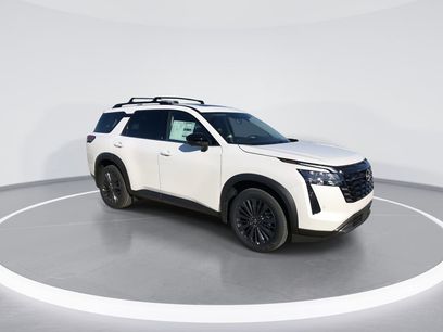 New 2026 Nissan Pathfinder SL w/ SL Premium Package