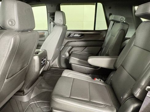 Used 2026 Chevrolet Tahoe Z71 w/ Comfort Package AWD/4WD image 44