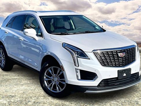 Certified 2022 Cadillac XT5 Premium Luxury image 1