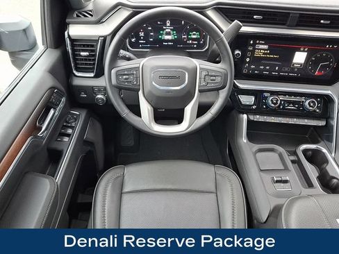 Used 2026 GMC Sierra 2500 Denali w/ Denali Reserve Package AWD/4WD image 3
