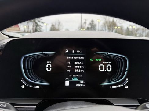 Used 2023 Kia Niro EX image 38